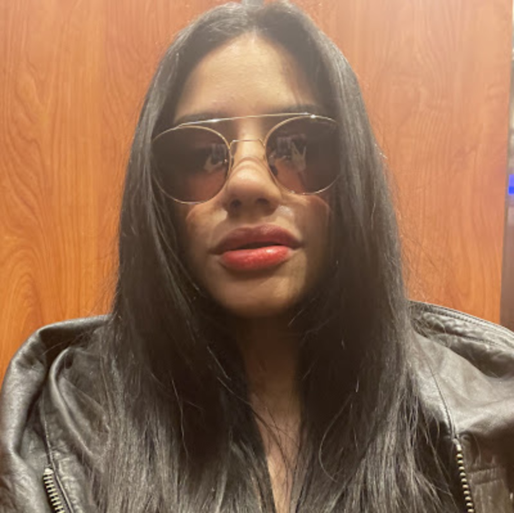 Meet your Posher, Athena